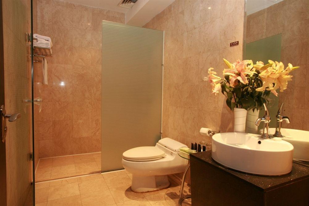 Base-Sanlitun Serviced Apartment Pekin Zewnętrze zdjęcie